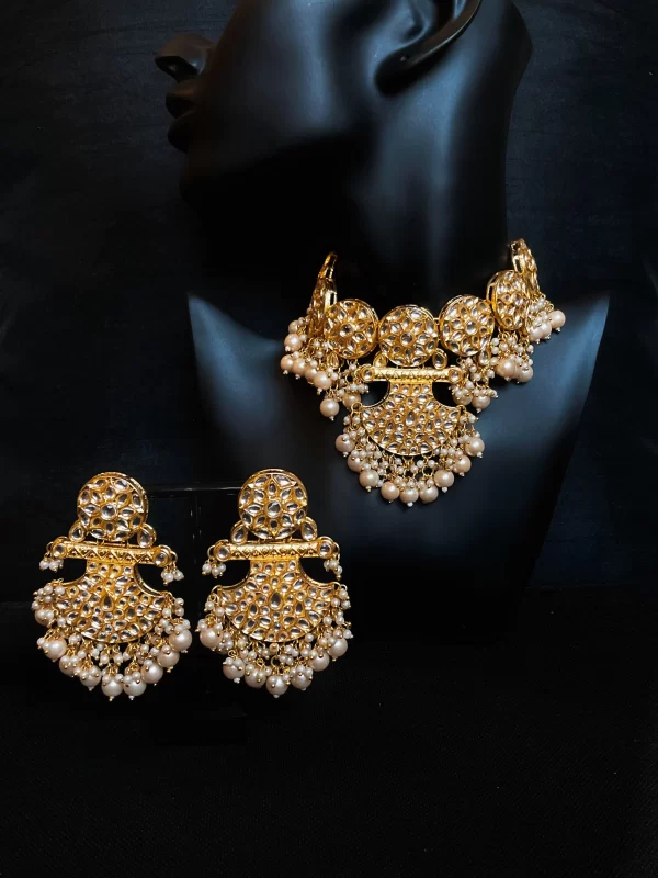 Gold kundan set