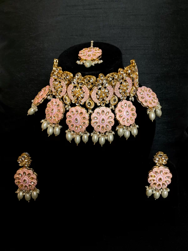 Meenakari light pink tikka set